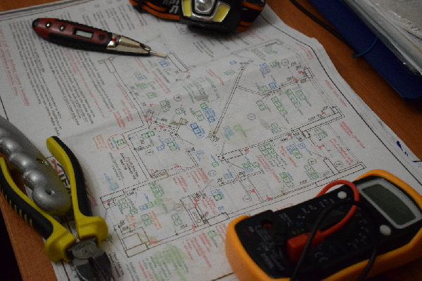 план схема электрики в квартире